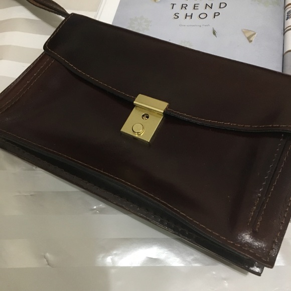 100% Genuine Leather Vintage Wristlet. - Picture 4 of 6